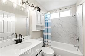 Detail Gallery Image 10 of 18 For 22920 Green Pine Dr, Canyon Lake,  CA 92587 - 4 Beds | 3 Baths