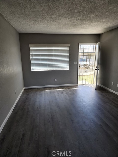 34214 COUNTYLINE RD, Yucaipa CA: https://media.crmls.org/medias/5ab1f970-0462-46bc-bf48-e21aaffbc9a5.jpg