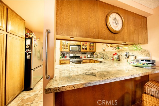 1921 Pine Drive, La Habra CA: https://media.crmls.org/medias/5ab2a32d-0ff1-43fe-b84f-21a2b31da2b4.jpg