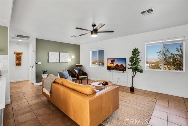 Detail Gallery Image 12 of 41 For 7410 Sherman Hoyt Ave, Twentynine Palms,  CA 92277 - 2 Beds | 2 Baths