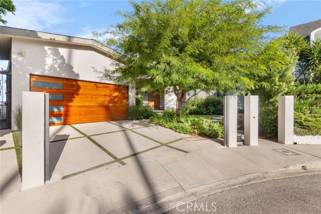 Detail Gallery Image 1 of 74 For 8545 Charl Ln, Los Angeles,  CA 90046 - 5 Beds | 6 Baths