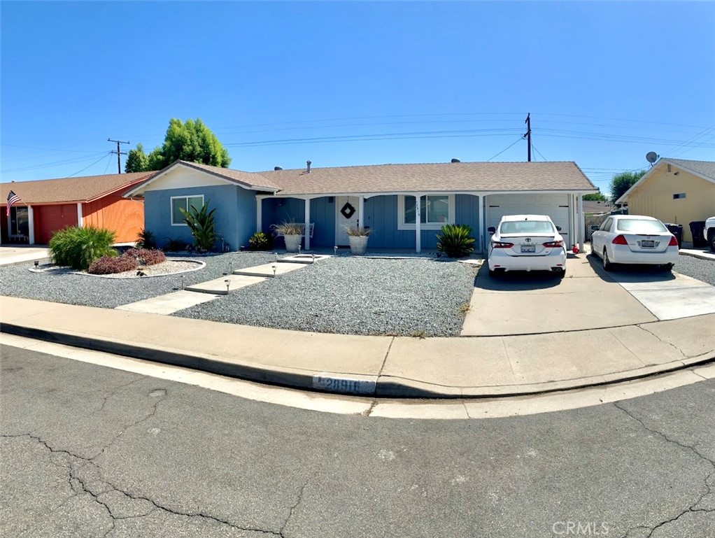 28916 Glen Oaks