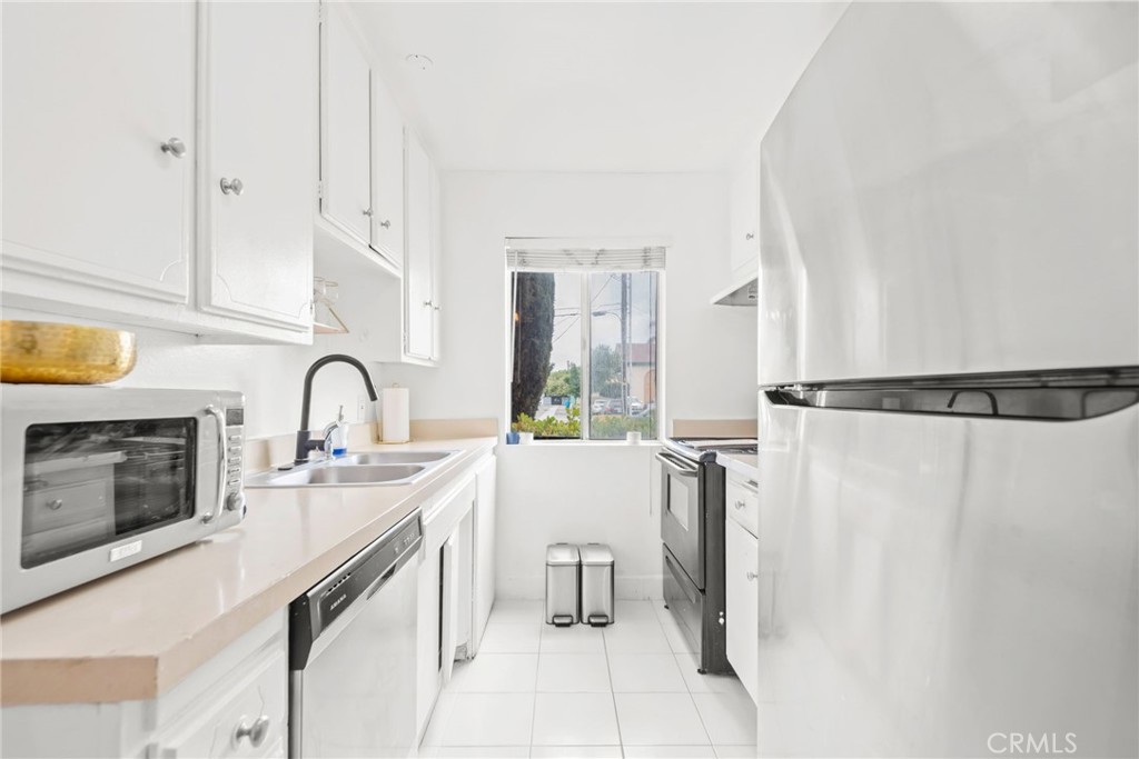 5ab3aaf8 3c74 4339 B782 67ed405495f3