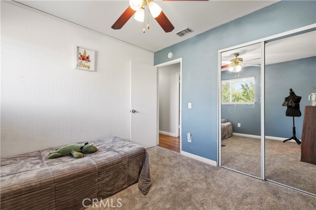 18740 Vicci Street photo 23