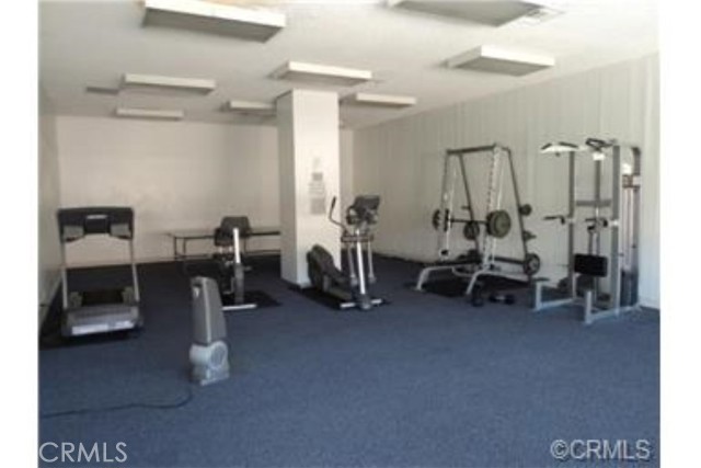 5585 E Pacific Coast, Long Beach CA: https://media.crmls.org/medias/5ab47d83-4d20-499f-9861-32e91a7e1662.jpg