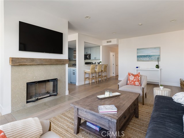 446 Monterey Boulevard, Hermosa Beach, California 90254, 3 Bedrooms Bedrooms, ,2 BathroomsBathrooms,Residential,Sold,Monterey Boulevard,SB23016851