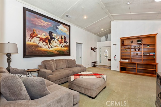 Detail Gallery Image 1 of 25 For 329 E Sherwood Bld, Big Bear City,  CA 92314 - 3 Beds | 2 Baths