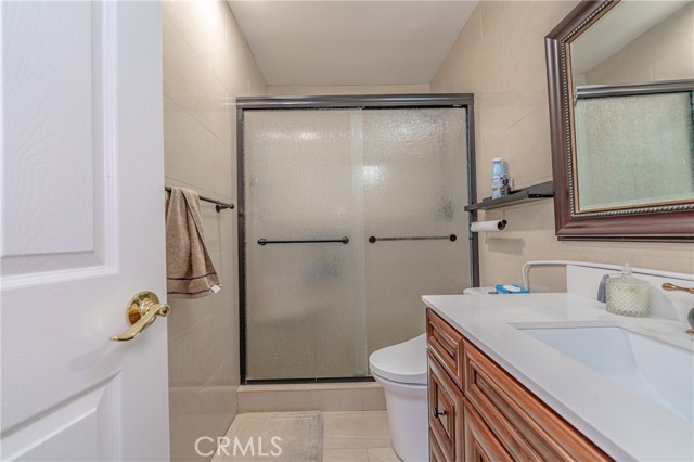 Detail Gallery Image 11 of 26 For 333 Burchett St #101,  Glendale,  CA 91203 - 2 Beds | 2 Baths