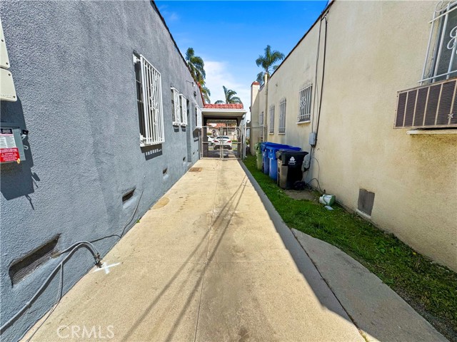 Detail Gallery Image 28 of 32 For 1254 W 80th St, Los Angeles,  CA 90044 - 2 Beds | 2 Baths