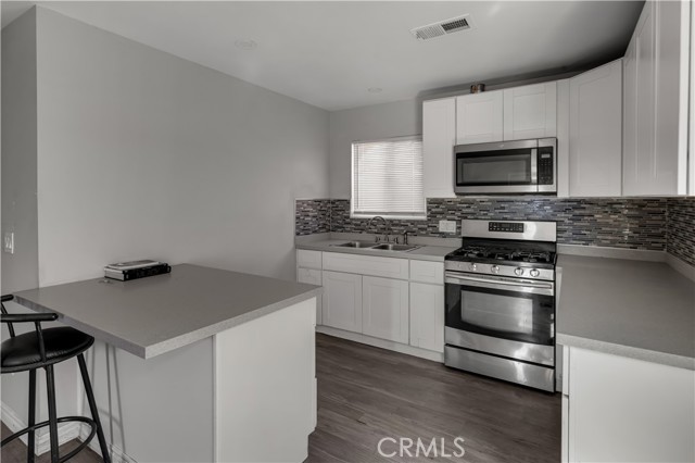 Detail Gallery Image 38 of 66 For 21931 Violeta Ave, Hawaiian Gardens,  CA 90716 - – Beds | – Baths