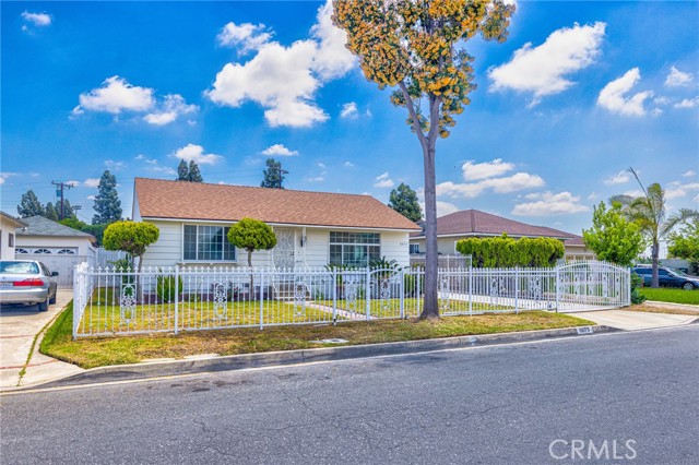 Detail Gallery Image 3 of 60 For 8873 Coolhurst Dr, Pico Rivera,  CA 90660 - 3 Beds | 2 Baths