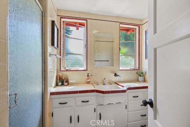 Detail Gallery Image 35 of 69 For 1804 Valle Vista, Redlands,  CA 92373 - 6 Beds | 4/1 Baths