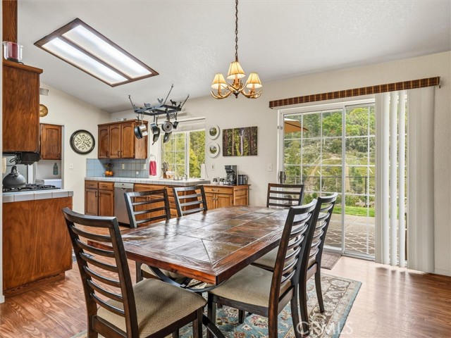 Detail Gallery Image 12 of 54 For 6132 Chowchilla Mountain, Mariposa,  CA 95338 - 3 Beds | 2 Baths