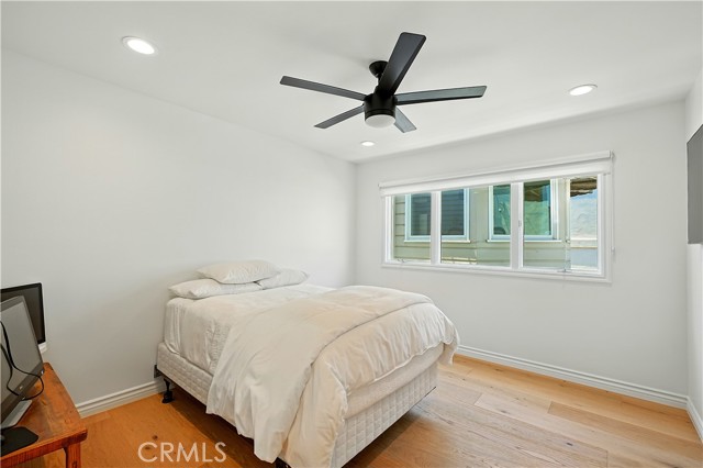 Detail Gallery Image 17 of 26 For 6310 Bayshore Walk, Long Beach,  CA 90803 - 3 Beds | 2 Baths