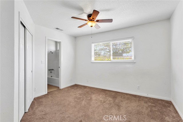 Detail Gallery Image 38 of 57 For 16783 Mission, Hesperia,  CA 92345 - 4 Beds | 3 Baths