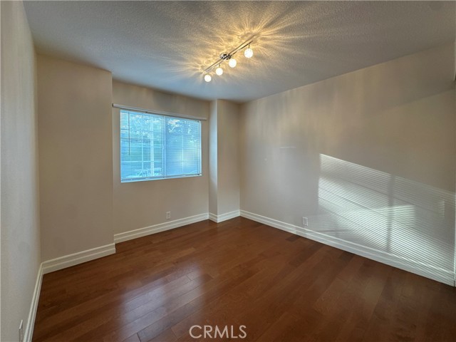 26582 Via Mondelo, Mission Viejo CA: https://media.crmls.org/medias/5ab9a306-5880-49d2-9a1a-05db8aa5fdde.jpg