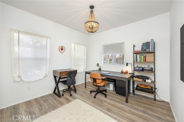 Detail Gallery Image 27 of 38 For 7211 Rockridge Ter, West Hills,  CA 91307 - 5 Beds | 4/1 Baths