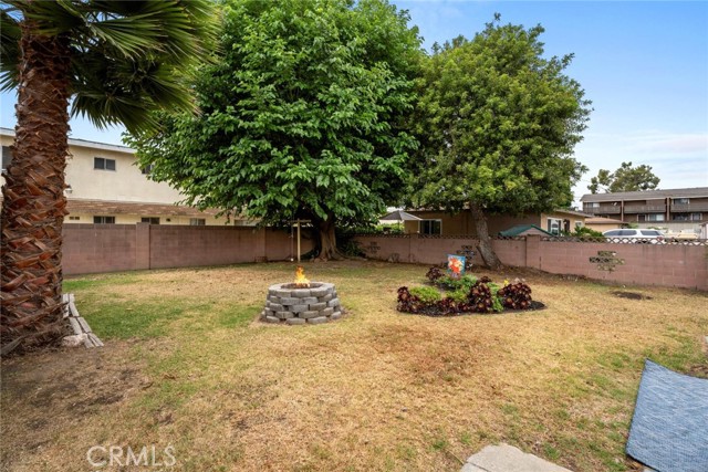 16423 Woodruff Avenue, Bellflower CA: https://media.crmls.org/medias/5abae2ca-3d06-4b45-9b14-c074ac2bd410.jpg