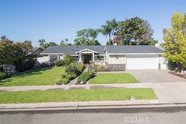 716 S Laurinda Ln, Orange, CA 92869