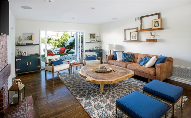 600 Anderson Street, Manhattan Beach, California 90266, 3 Bedrooms Bedrooms, ,3 BathroomsBathrooms,Residential,Sold,Anderson,SB17032059