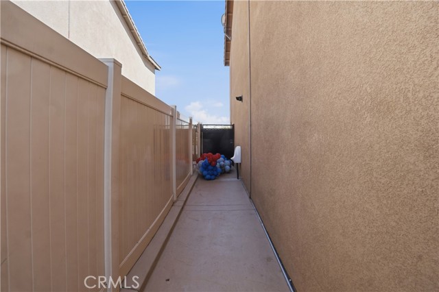 Detail Gallery Image 39 of 65 For 4415 Bethel Rd, Jurupa Valley,  CA 92509 - 5 Beds | 3/1 Baths