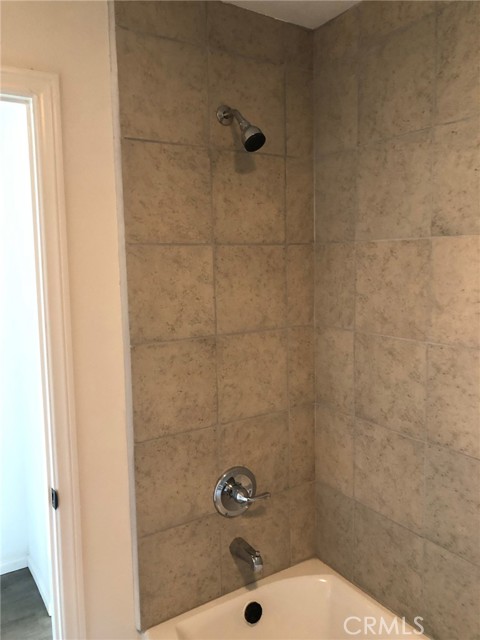 Detail Gallery Image 16 of 31 For 415 N Main, Lake Elsinore,  CA 92530 - – Beds | – Baths