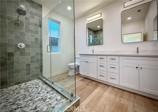 6118 Amos, Lakewood CA: https://media.crmls.org/medias/5abd7d8c-6111-4df7-b5d9-6633d8a1c69c.jpg