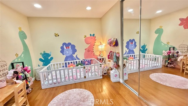 Detail Gallery Image 19 of 37 For 18350 Hatteras, Tarzana,  CA 91356 - 3 Beds | 2 Baths