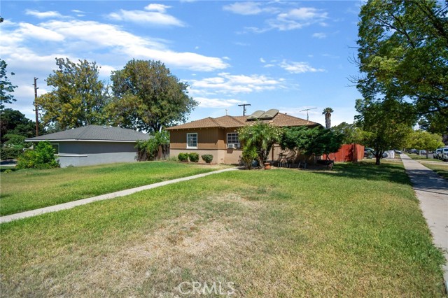 8681 Sands Ave, Riverside, CA 92504