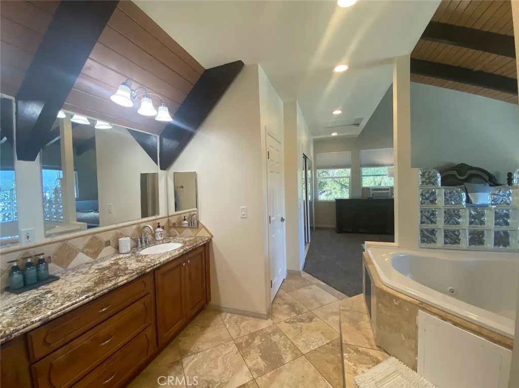 MLS #OC25131723 image #17