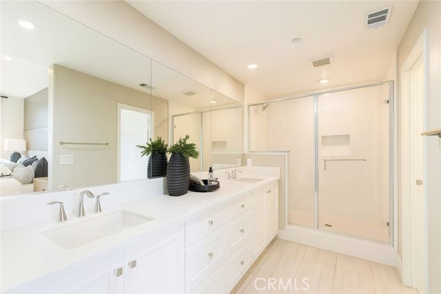 Detail Gallery Image 9 of 10 For 609 Gadwall, Irvine,  CA 92618 - 4 Beds | 3/1 Baths