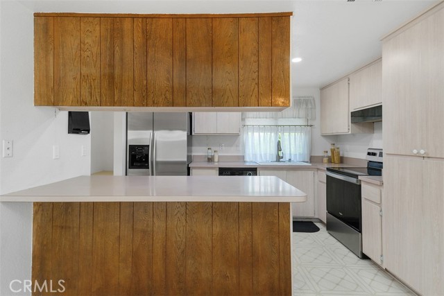 2797 Persimmon Place, Riverside CA: https://media.crmls.org/medias/5abefffa-e84b-48c6-91c4-080118cdc075.jpg