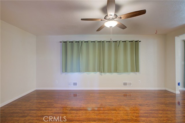 Detail Gallery Image 6 of 47 For 3728 Fuchsia Ln, Modesto,  CA 95356 - 3 Beds | 2 Baths