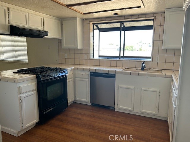 7427 Oxford Avenue, Hesperia CA: https://media.crmls.org/medias/5abf4d85-5fab-4134-bde1-4bc3846e9b3b.jpg