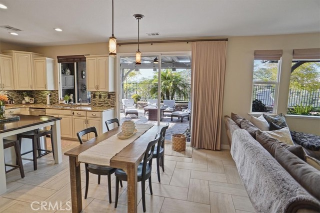 Detail Gallery Image 8 of 60 For 28115 Anvil Ct, Valencia,  CA 91354 - 6 Beds | 6 Baths