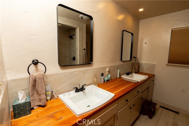 Detail Gallery Image 36 of 59 For 25565 Road 13, Chowchilla,  CA 93610 - 4 Beds | 3 Baths