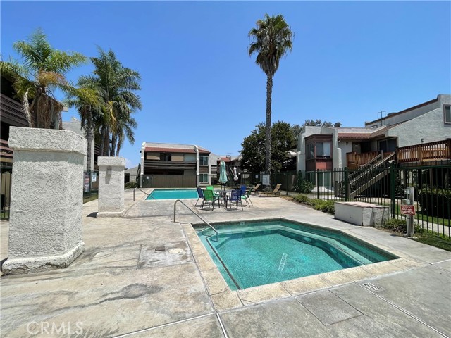 Detail Gallery Image 34 of 36 For 951 S Citron St #5,  Anaheim,  CA 92805 - 2 Beds | 2 Baths