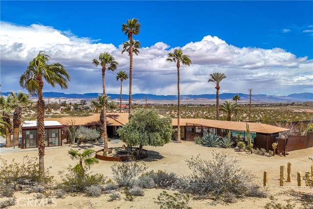 5960 Sunrise Road, 29 Palms, California 92277, 3 Bedrooms Bedrooms, ,2 BathroomsBathrooms,Single Family Residence,For Sale,Sunrise,JT24057996