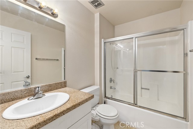 Detail Gallery Image 27 of 52 For 21400 Burbank Bld #313,  Woodland Hills,  CA 91367 - 2 Beds | 2 Baths