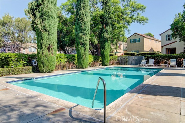 Detail Gallery Image 41 of 47 For 13069 Arborwalk, Tustin,  CA 92782 - 3 Beds | 2/1 Baths