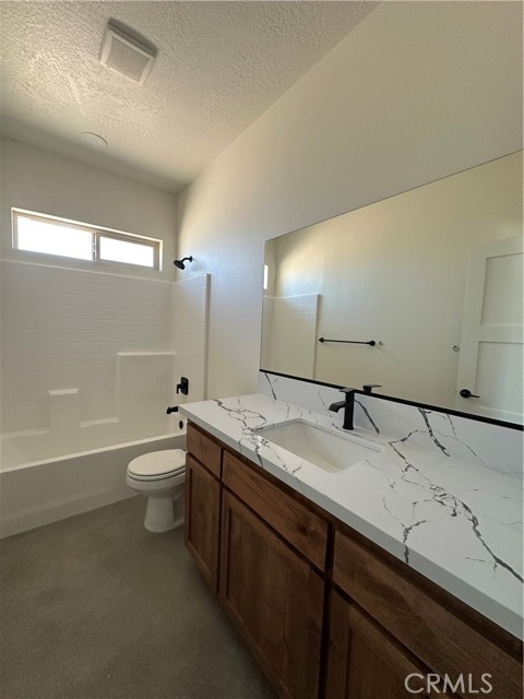 Detail Gallery Image 20 of 34 For 12595 Central Rd, Apple Valley,  CA 92307 - 4 Beds | 3 Baths
