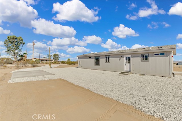 3727 South Street, Phelan CA: https://media.crmls.org/medias/5ac39ca7-243e-48e4-b3c2-cb35972cfd21.jpg