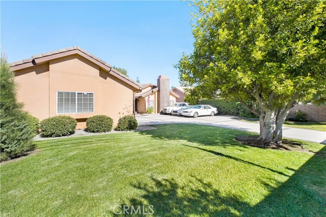 22329 Plummer Street, Chatsworth CA: https://media.crmls.org/medias/5ac3a53d-abdd-4d25-98a2-4c599bd348e5.jpg