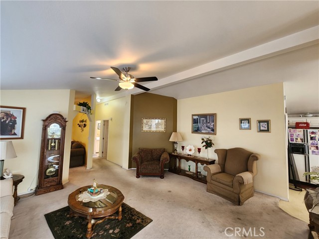 Detail Gallery Image 4 of 23 For 221 Albatross Ln, Fountain Valley,  CA 92708 - 2 Beds | 2 Baths