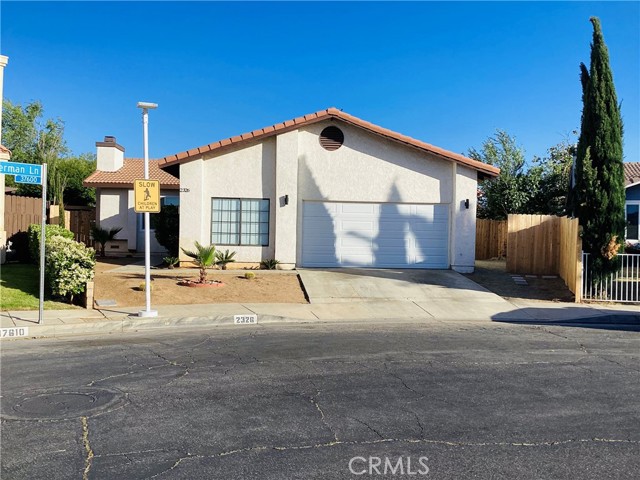 2326 Scott Avenue, Palmdale CA: https://media.crmls.org/medias/5ac4d41c-c6b4-41f2-8550-fe2606cef016.jpg