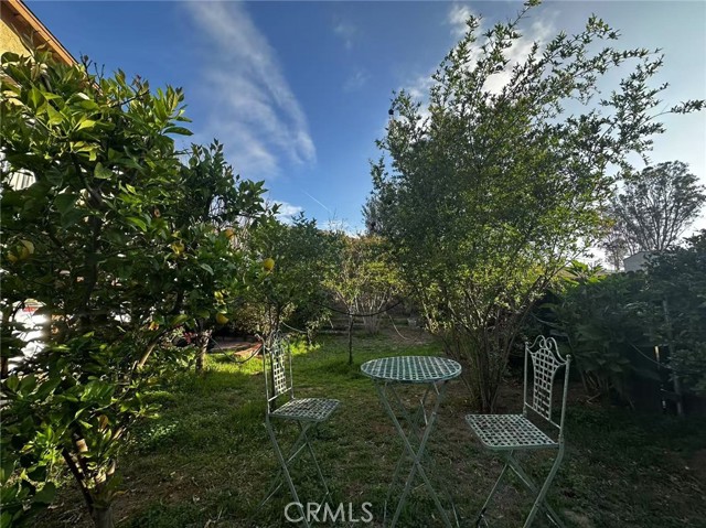 7929 bolton ave, Riverside CA: https://media.crmls.org/medias/5ac5f877-2dcc-49ff-91a1-ce3ae7cce8f9.jpg
