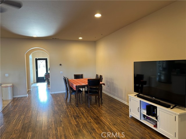 Detail Gallery Image 29 of 63 For 14193 Jicarilla Rd #302,  Apple Valley,  CA 92307 - 3 Beds | 2/1 Baths