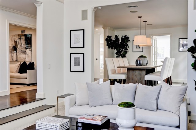 742 31st Street, Manhattan Beach, California 90266, 5 Bedrooms Bedrooms, ,2 BathroomsBathrooms,Residential,Sold,31st,SB22034184