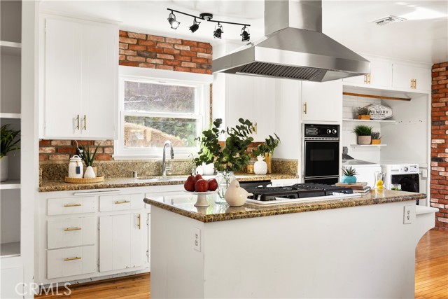 Detail Gallery Image 19 of 56 For 5427 Edgemere Dr, Torrance,  CA 90503 - 4 Beds | 3 Baths