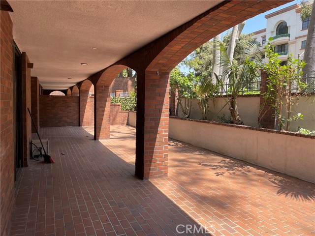 Detail Gallery Image 22 of 32 For 200 N Swall Dr #L252,  Beverly Hills,  CA 90211 - 2 Beds | 2 Baths